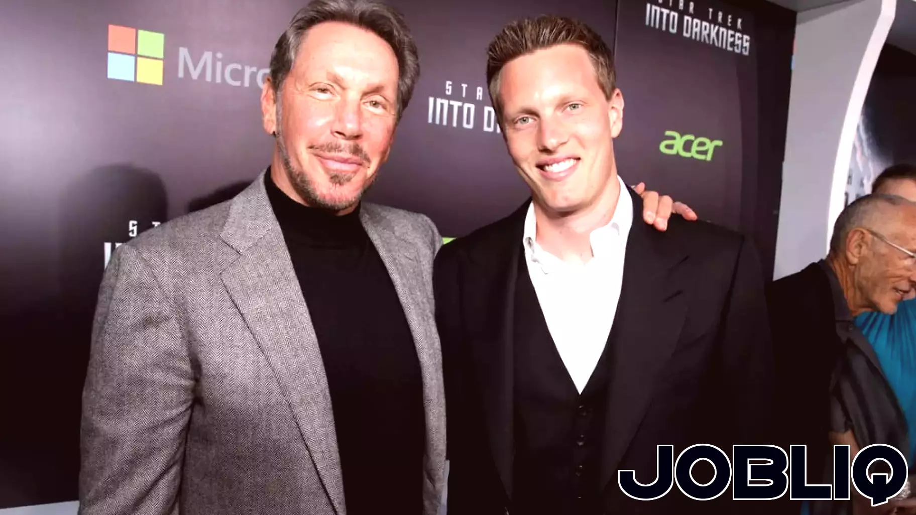 Paramount tells employees their year-end bonuses, changes calculation