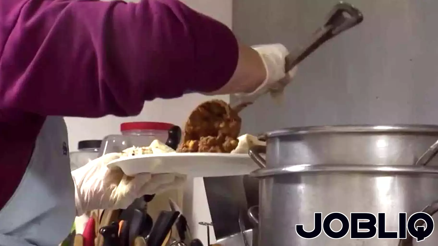 Roseville Community Unites to Support Those Affected by Government Shutdown